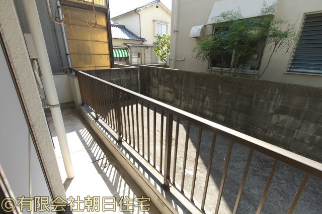 アスティオン文化のバルコニー