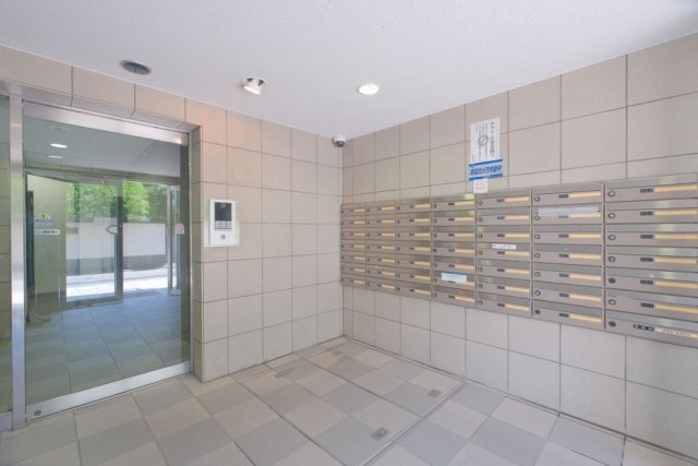 【ロビー】 | ワールドパレス永福町-再契約型-