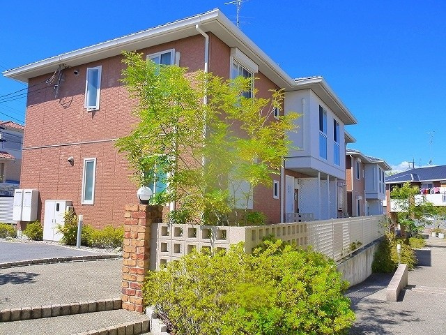 ラフィネ梅美台F