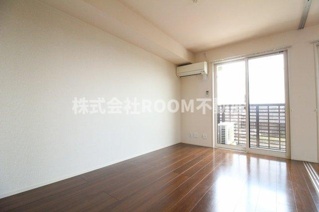 プランドールMの居間・リビング|こちらの居間で趣味の時間をお楽しみください