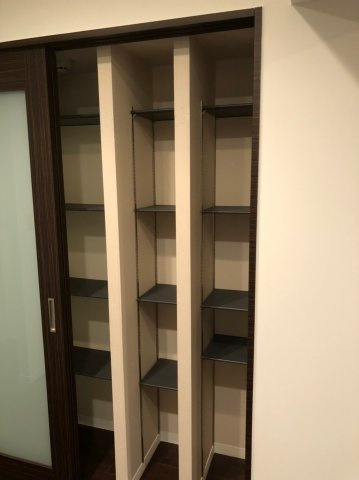 仲介手数料0！！VIVACEの収納