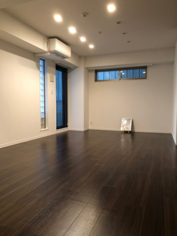 仲介手数料0！！VIVACEの洋室