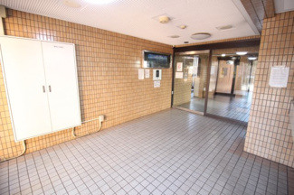 【エントランス】