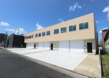 小碓店舗の外観
