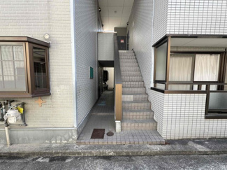 【エントランス】 | エステート高安A棟