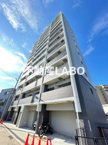 エステージ難波WESTの外観