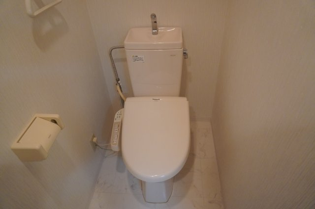 仲介手数料0！！Ceres星ヶ丘のトイレ