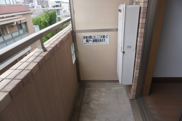 仲介手数料0！！Ceres星ヶ丘のバルコニー