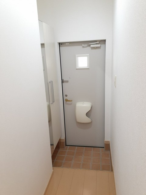 ソレイユDの玄関