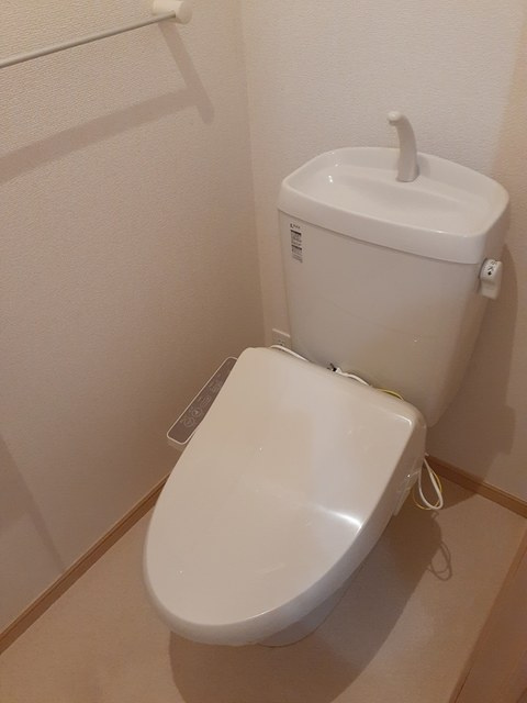 ソレイユDのトイレ