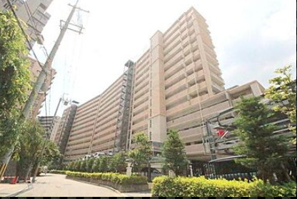 エスリード宝塚の外観