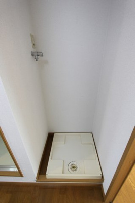 【設備】 | マイカハウス | 洗濯機置場