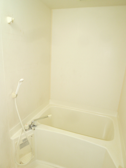 サンアップビル【キャッシュバック対象物件】の浴室|お風呂で日々の疲れを落としましょう