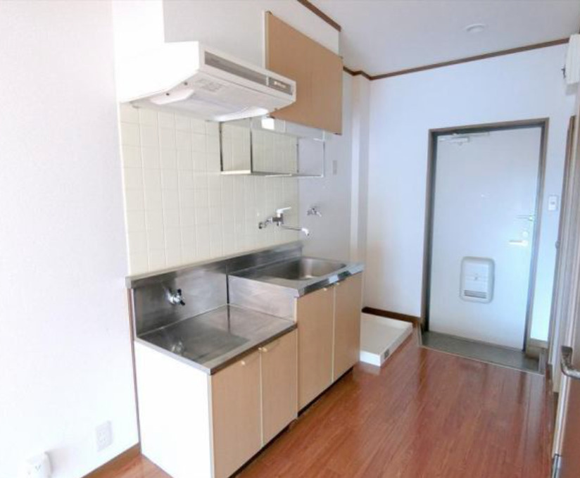 サンアップビル【キャッシュバック対象物件】のキッチン|コンパクトなキッチンで掃除もラクラク