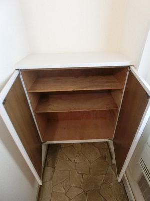 【玄関】 | コニファー | シューズボックス付きで玄関すっきり片付きます！上に写真やかわいい小物を置けるので、玄関を華やかに飾れますね♪