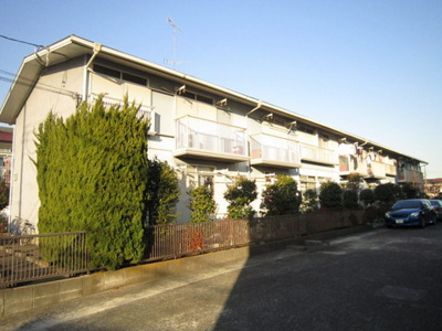 【外観】 | コニファー | 東急東横線「綱島」駅まで徒歩圏内！グリーンライン「日吉本町」駅まで徒歩11分！ドッグストアやコンビニが近くて便利な住環境です☆