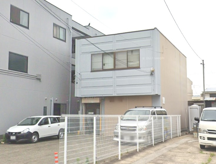 野田倉庫付事務所の外観