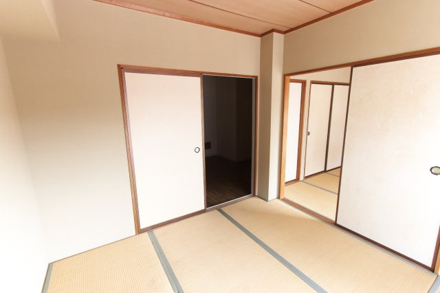 ヴァンベール西田の和室
