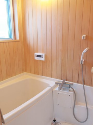 【浴室】 | 鳥取市賀露町北２丁目中古戸建て