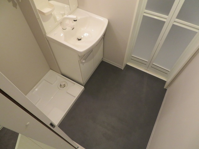 プランドール小路東の洗面所