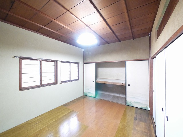 阿片貸家の寝室|落ち着いて過ごせるお部屋なので、寝室にいかがでしょうか
