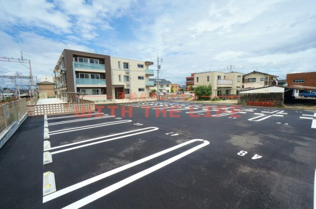 モンテベール南風【キャッシュバック対象物件】の駐車場|駐車場完備です