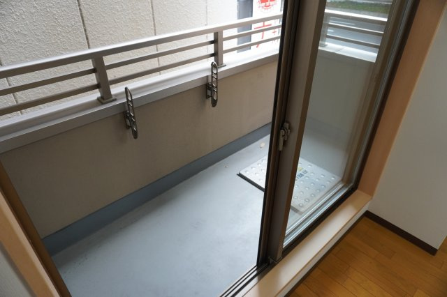仲介手数料0！！サン・名駅南ビルのバルコニー