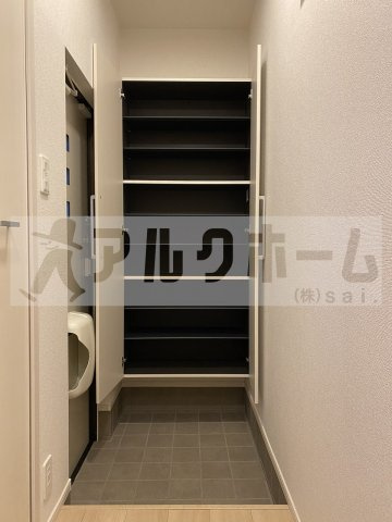 アンジュニシオの玄関