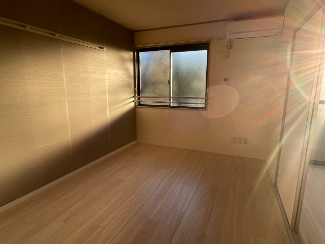 エスポワールAの洋室