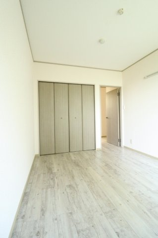 エスポワールAの居間・リビング