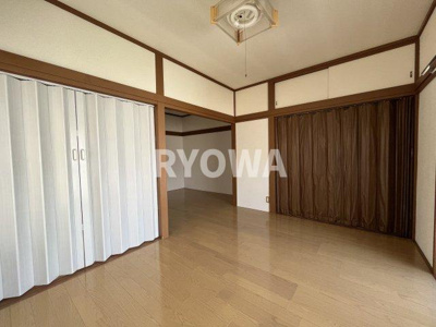 【居間・リビング】 | サンコーポ | 掲載の写真は退去前の写真となります。