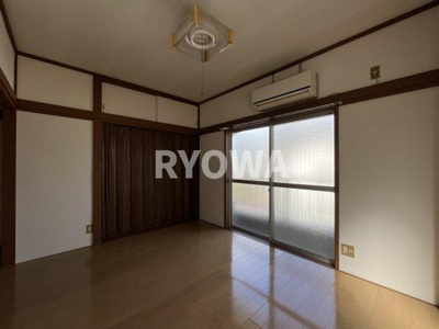 【居間・リビング】 | サンコーポ | 掲載の写真は退去前の写真となります。