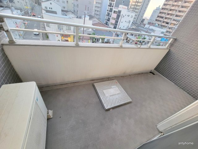 セイワパレス新梅田　仲介手数料無料のバルコニー