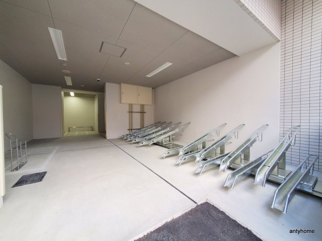 メインステージ大阪NorthGateⅡ　仲介手数料無料の駐車場