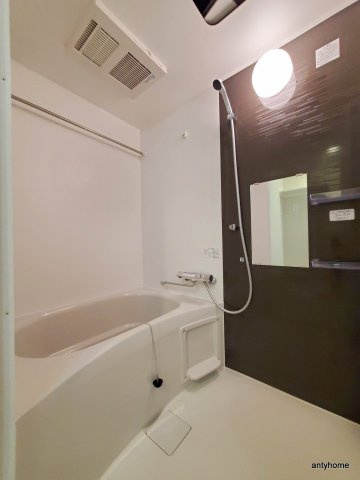 メインステージ大阪NorthGateⅡ　仲介手数料無料の浴室