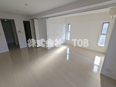 【居間・リビング】 | ドゥーエつつじヶ丘 | リビング10.2帖