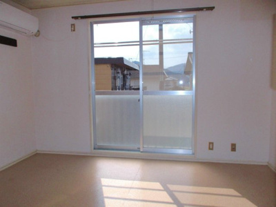 【居間・リビング】 | 上恋路ハイツ