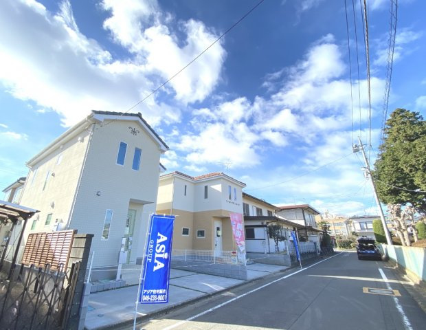 川越市かすみ野J3-1･2の前面道路含む現地写真|全体外観