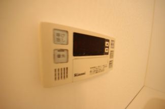 【設備】 | グリーンヒルズ　　　 | 追炊きリモコンです/同型タイプの別のお部屋のお写真です