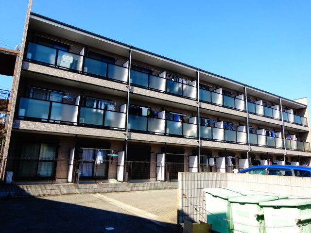 ラパス高倉台の外観