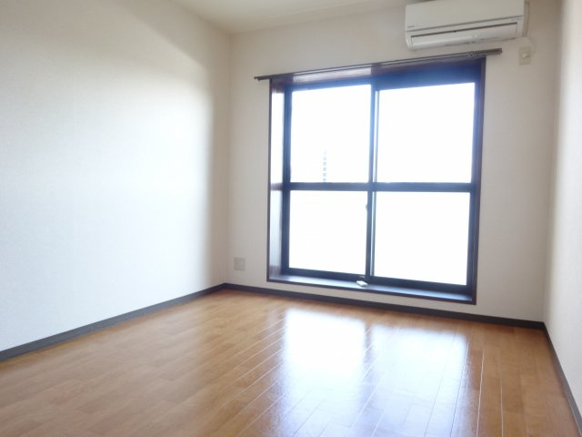 ラパス高倉台の寝室