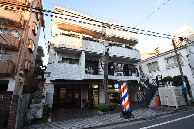 【外観】 | ラヴニールⅡ　東南角住戸！ | 中板橋駅徒歩２分！商店街も至近で便利なワンルーム♪♪東南角住戸！ご内覧いただけます。