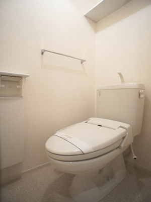 【トイレ】 | ライネスハイムC | 温水洗浄暖房便座機能付きです♪
