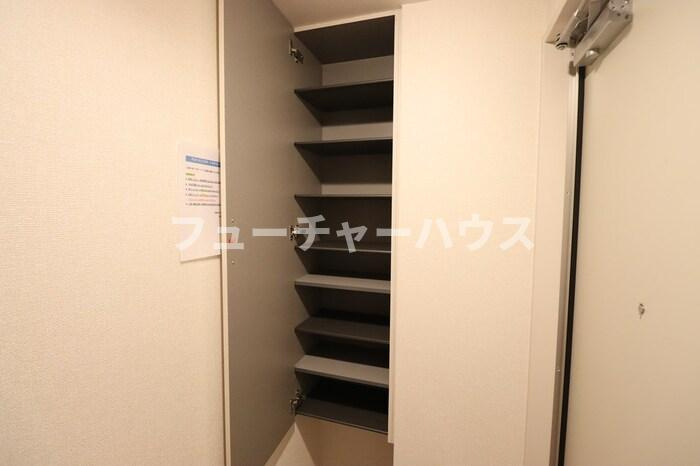 ブリックガーデン　の玄関