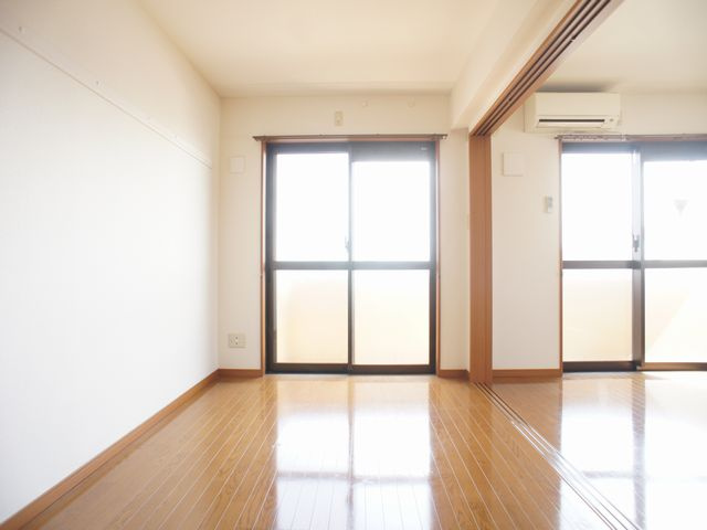 【寝室】 | グリーンヒルズ | 充実収納付きでお部屋はスッキリ♪
