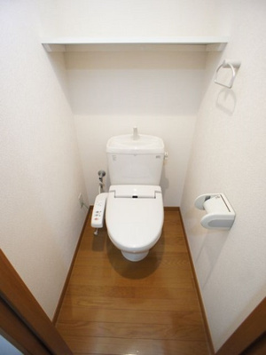【トイレ】 | グリーンヒルズ | 温水洗浄暖房便座機能付きです♪