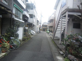 【前面道路含む現地写真】