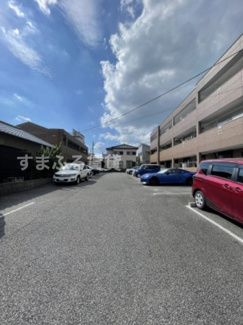 【駐車場】