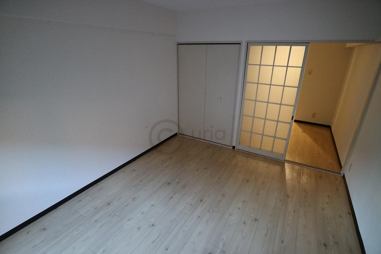 ドウェル本山の居間・リビング