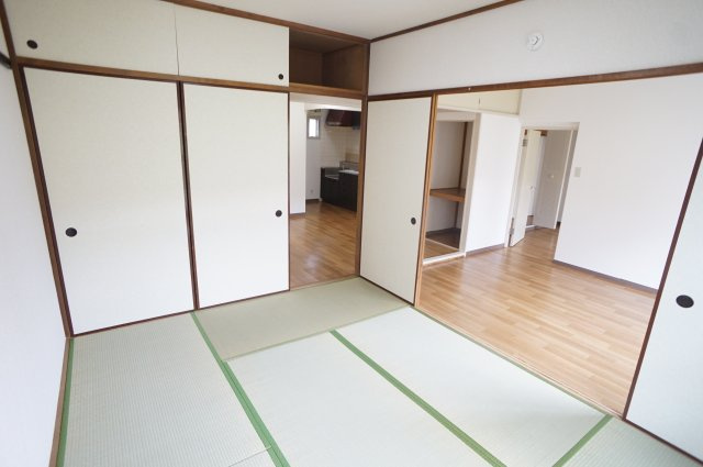グリーンタウン市川の和室|来客時にも便利な和室付き